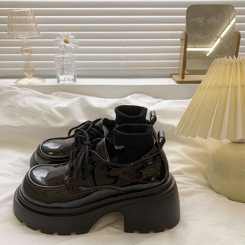 Ddmyoutdoor Black British Style Chunky Heel Lace Up Leather For Women Spring Autumn New JK Height Increasing Mary Jane Commuter Work Shoes Outdoor Sho
