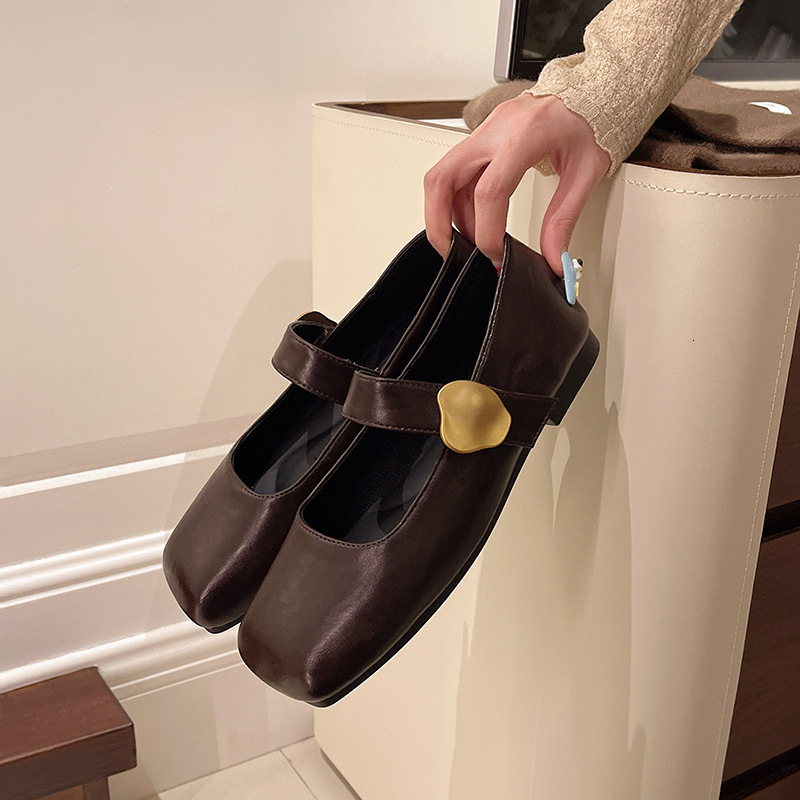 Ddmyoutdoor Spring Soft Leather Metal Buckle Square Toe Mary Jane Women S Flat Shoes Outdoor Shoes