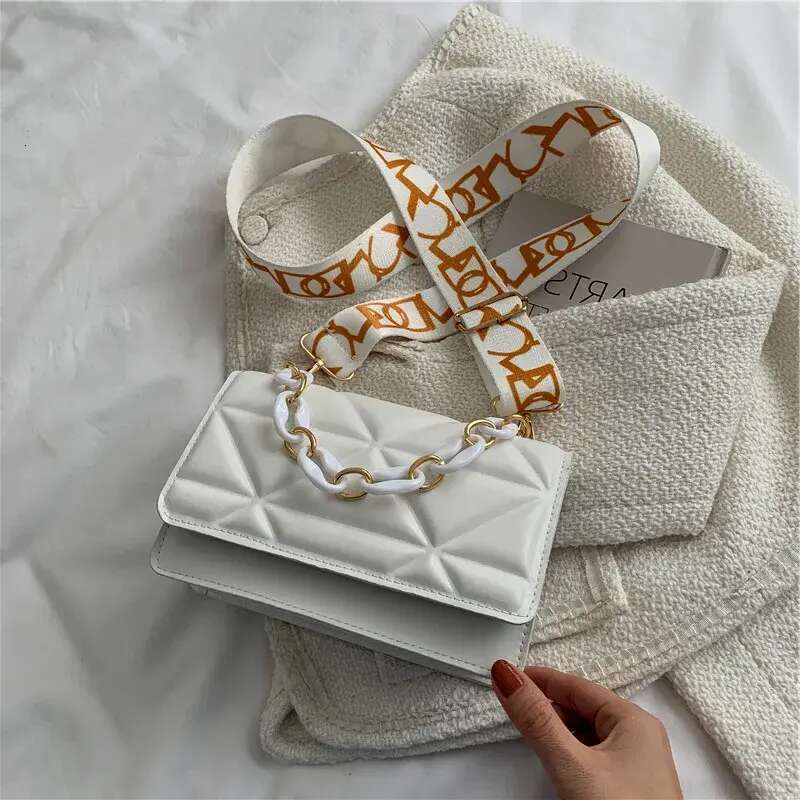 Designer Free Shipping Bag New Casual Womens Single Shoulder Small Square Simple Broadband Crossbody Free shipping
