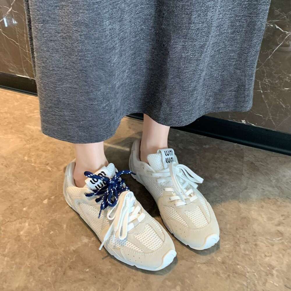 Grape Mom Studiolee Lace-up Versatile Breathable Casual Sports German Training Shoes for Women 2024 New Model