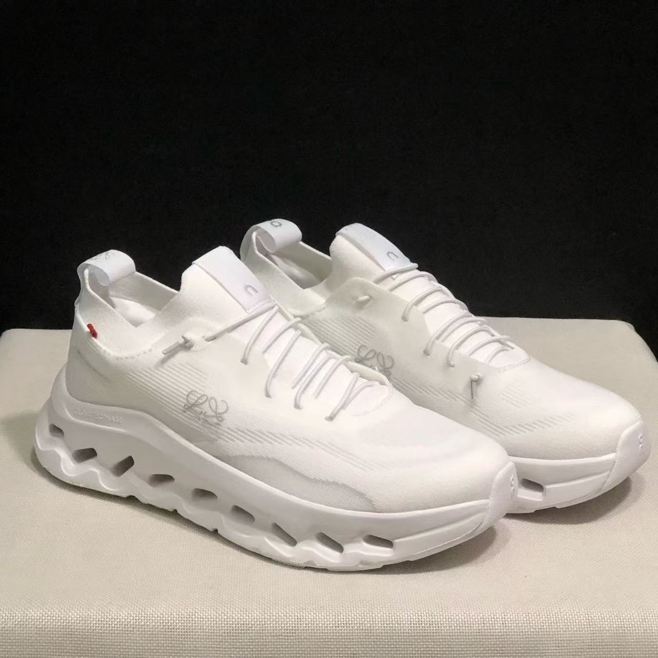 Classic Mesh Man Running Shoes trainer walk shoe Tatic olympia track sneakers Womens Designer sneaker Casual Run shoe Luxury leather Sac sport Platform tennis shoes