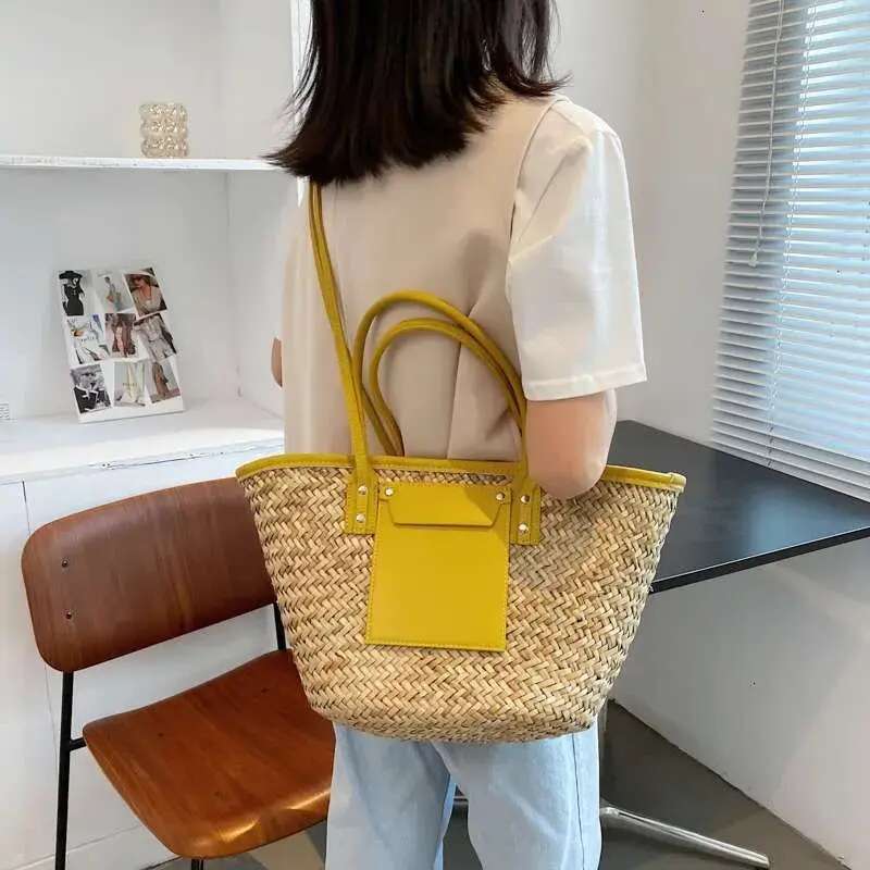 Designer Bag Straw Handbags Hot Woven Beach Tote Women Large Capacity Summer Crossbody Bag Fashionable Korean Luxury Bag Style Handbag Lightweight For