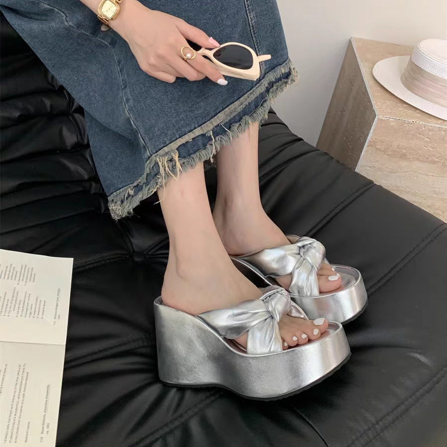 Ddmyoutdoor Ddmyoutdoor High End Fashion Thick Soled For Women Summer Outdoor New Wedge Heel Small Height Increasing Beach One Strap Slippers Shoes Ou