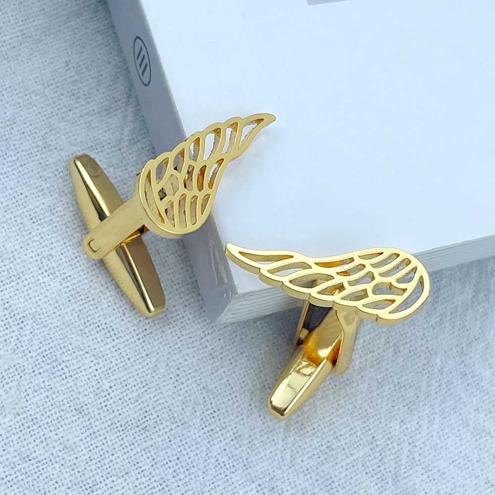 Exquisite Angels Wing Cufflinks Stainless Steel Feather Cuffs Button for Mens Husband Shirt Sleeves Buttons Wedding Jewelry XJ250614