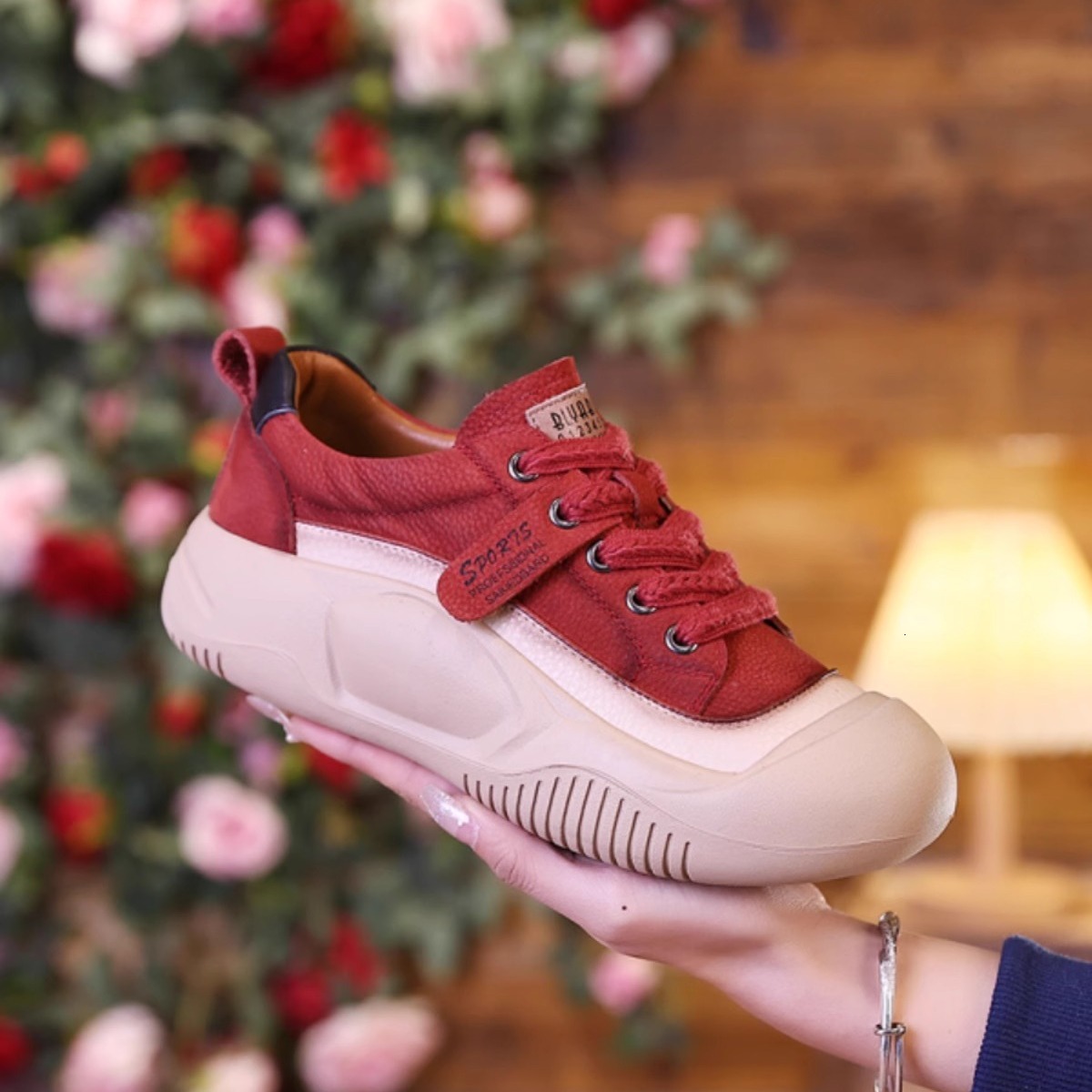 Ddmysports Lightweight Non Slip Versatile Sports Casual New Spring Thick Soft Sole Breathable Mom Flat Shoes For Women Outdoor Shoes