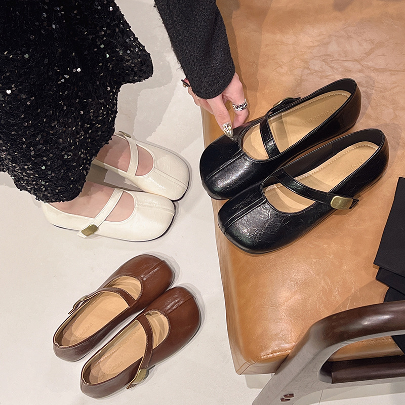 Ddmyoutdoor Spring And Autumn Slip On Casual Loafers New Women S Flat Mary Jane Single Shoes Outdoor Shoes