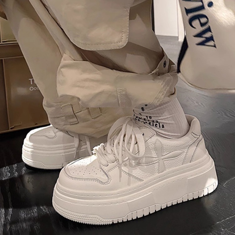 Ddmysports Korean Style Casual Sports Sneakers Women Spring Internet Celebrity Height Increasing Versatile Breathable Thick Sole Bread White Shoes Out