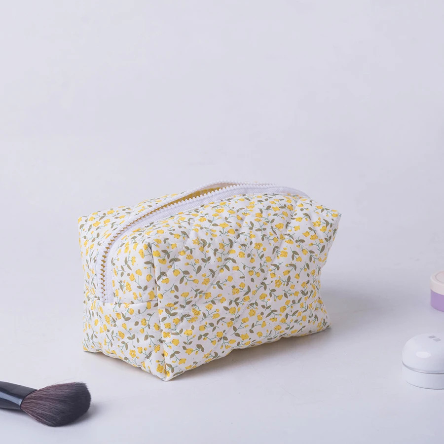 Storage Organizer Floral Puffy Quilted Makeup Bag Flower Printed Cosmetic Pouch Large Travel Accessory 250614