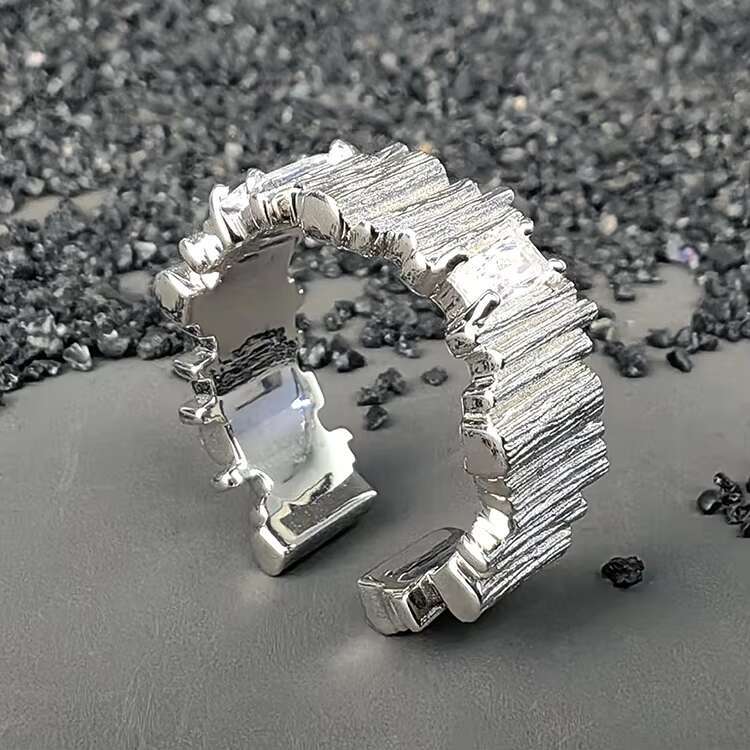 Elegant Irregular Rhodium Plated Twist Carving Opening Adjustable 925 Sterling Silver Broken Ice Moissanite Ring for Unisex