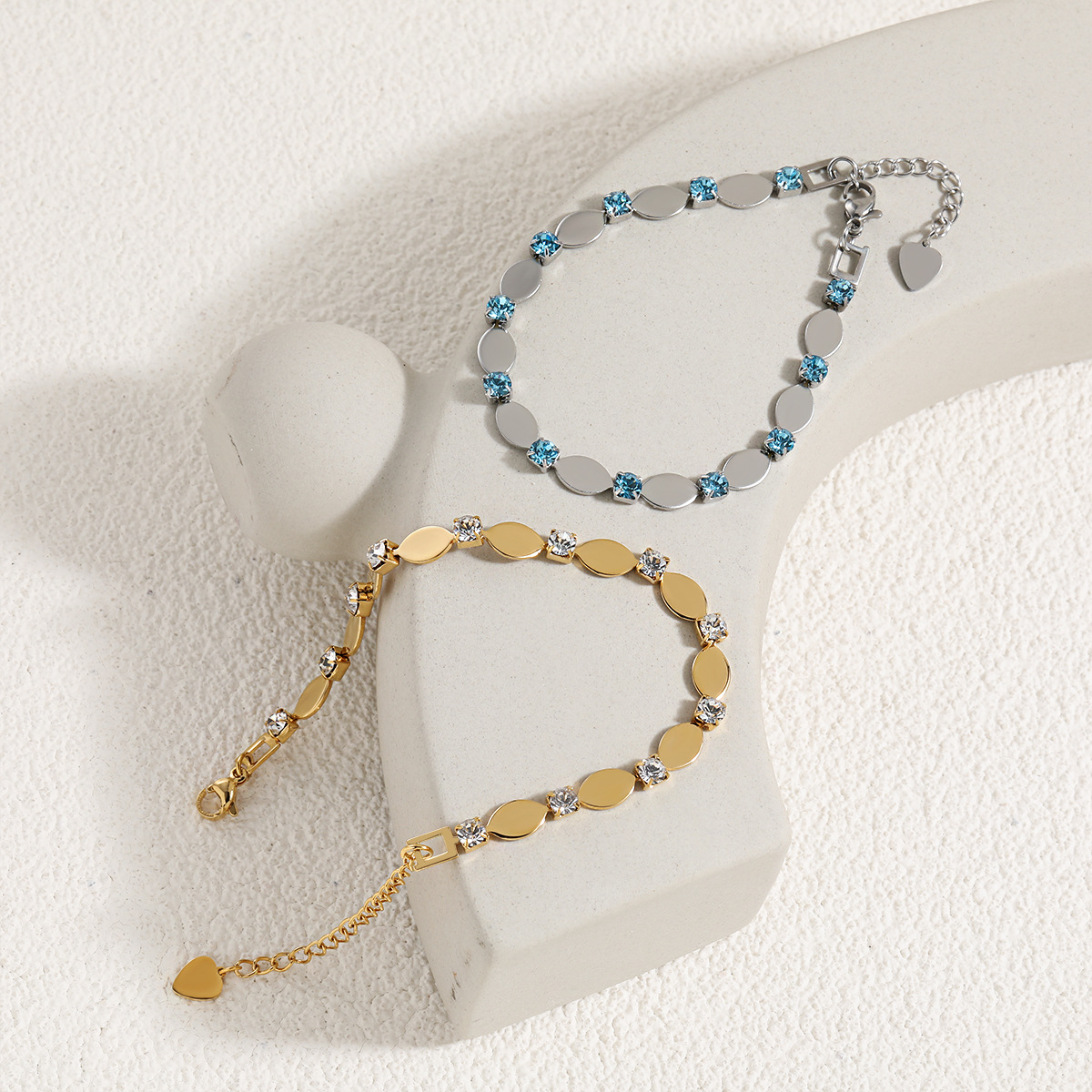 VOBIPY Fashion Bracelet Female Stainless Steel Niche Light Luxury Zircon Overlay Simple All-match Titanium Steel Hand Jewelry