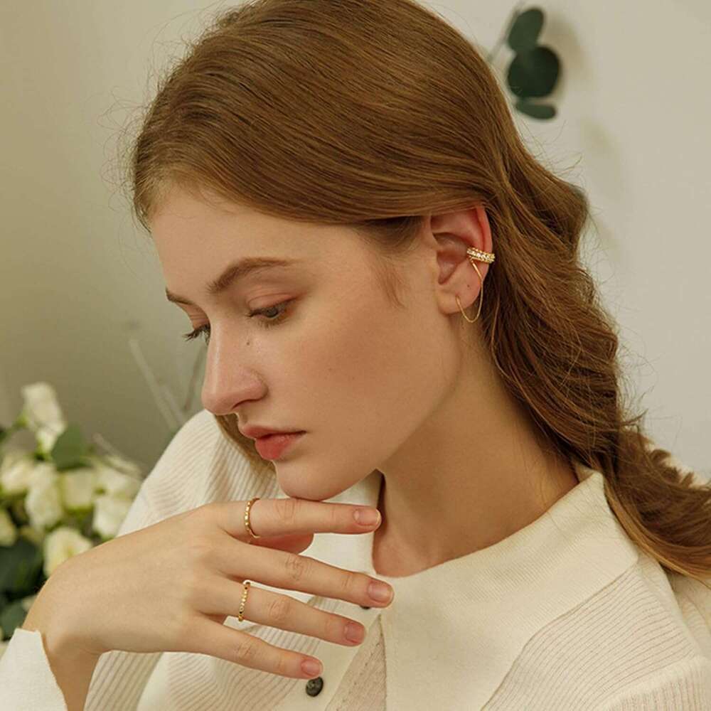 Hie women 14k Dainty Gold Tassel Chain Drop Dangle Small Hoop Stud for Women Teen Cubic Zirconia Sparkling Earrings Clip Womens earrings