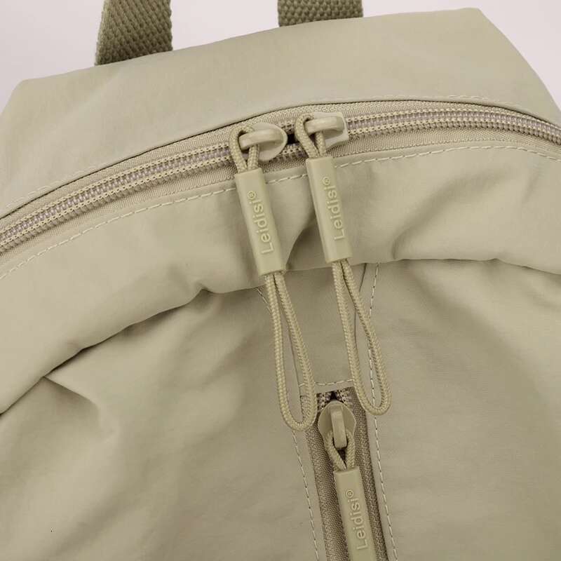 Fashion Backpacks Designer Waterproof Nylon Daypack Women Lightweight School Back Pack Ladies Large Capacity Travel Rucksack