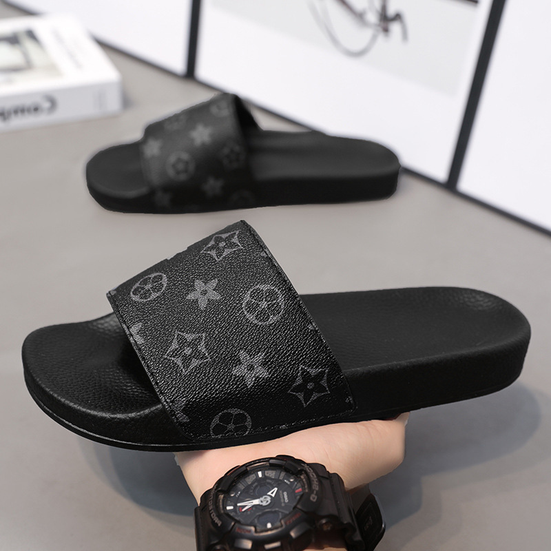hot Free Shipping designer Slippers Summer one piece slippers Soft sole for couples outdoor wear cool slippers indoor men women household use plus szi