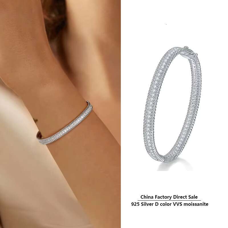 Fashion Bracelet Luxury Women 925 Silver Moissanite Bangle Elegant Moissanite Cluster Bracelet Moissanite Clover Bracelet Bangle
