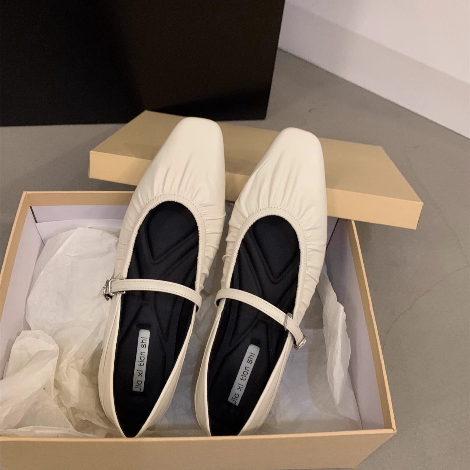 Ddmyoutdoor French Style Flat Silver Mary Jane For Women Autumn New Spring Dress Gentle Evening Shoes Outdoor Shoes