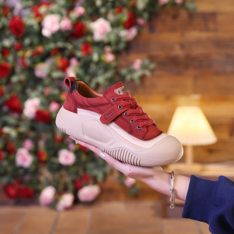 Ddmysports Lightweight Non Slip Versatile Sports Casual New Spring Thick Soft Sole Breathable Mom Flat Shoes For Women Outdoor Shoes