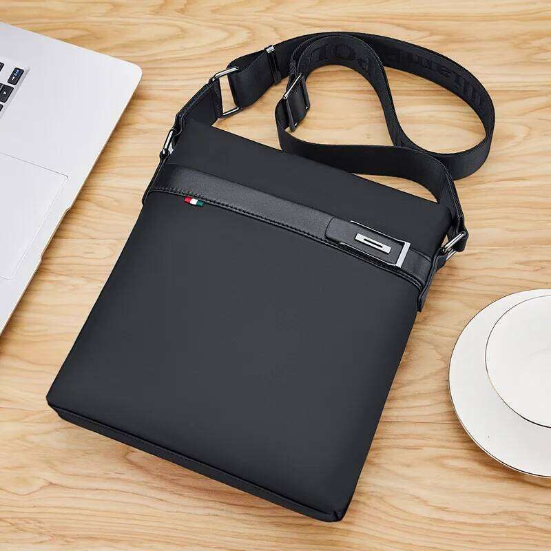 Leisure men's shoulder bag, nylon soft backpack, fashionable multifunctional bag