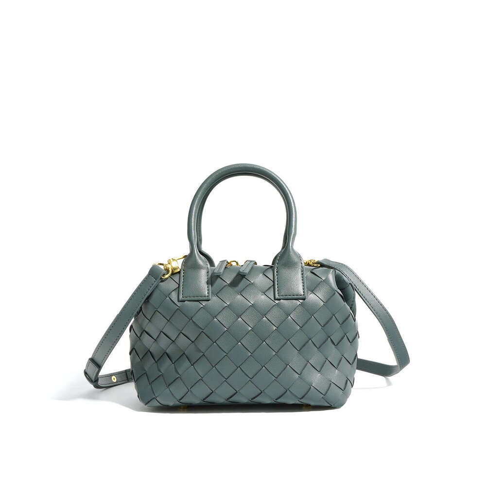 2025 Two-Layer Cowhide Woven Fashionable Stylish Tote Bag Genuine Leather Shoulder Handbag For Women Daily Matching