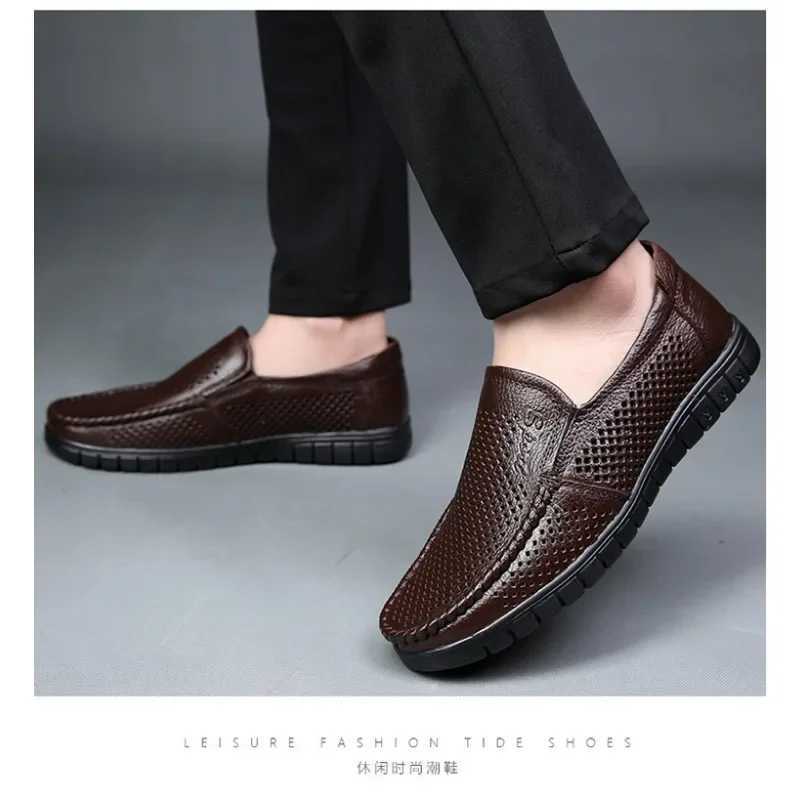Fi Leather Hollow Summer Soft Sole Mens Loafers Designer New Platform Business Dress Shoes Men Casual Sandals Shoes Man XJ250614