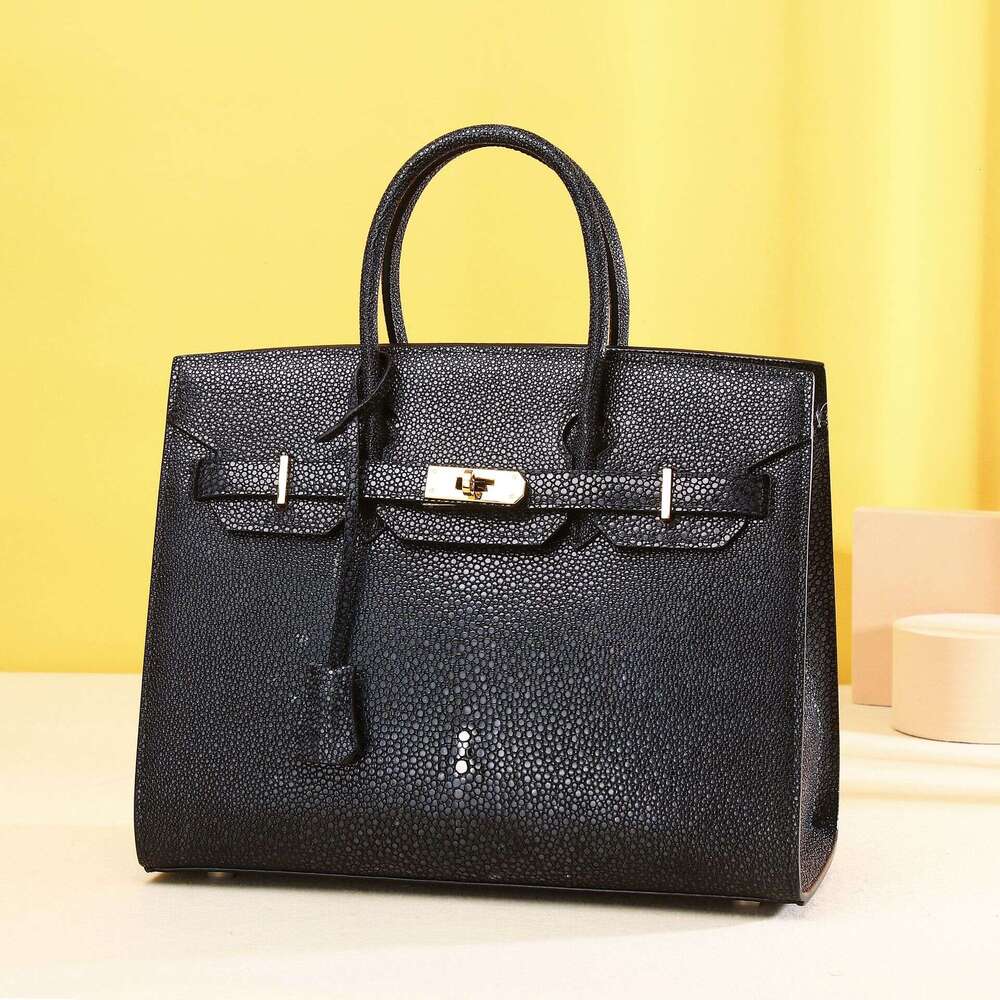 Fish Pearl New Smooth Pattern Classic 30 Large Capacity Handbag High-end Women's Bag