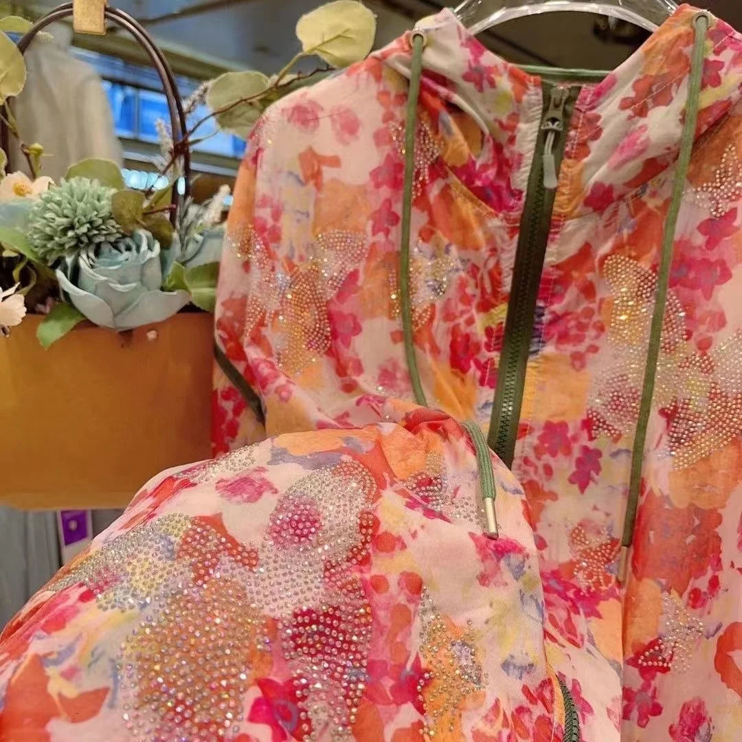 Sparkle Rhinestones Jackets Women Hooded Summer Sunproof Zipper Coats Thin Loose Outerwear Breathable Lightweight Clothes 250611