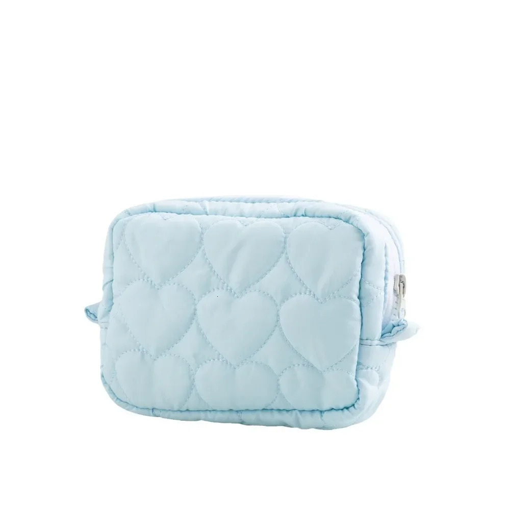 Womens Cosmetic Pouch Large Capacity Travel Storage Bags Ladies Love Heart Design Clutch Handbags Big Toiletry Bag 250614