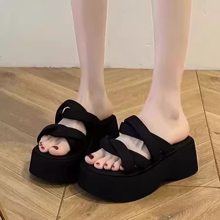 Ddmysports Versatile High Value Stunning Women S Slippers Summer New Casual Platform Thick Soled Height Increasing Sandals Outdoor Shoes