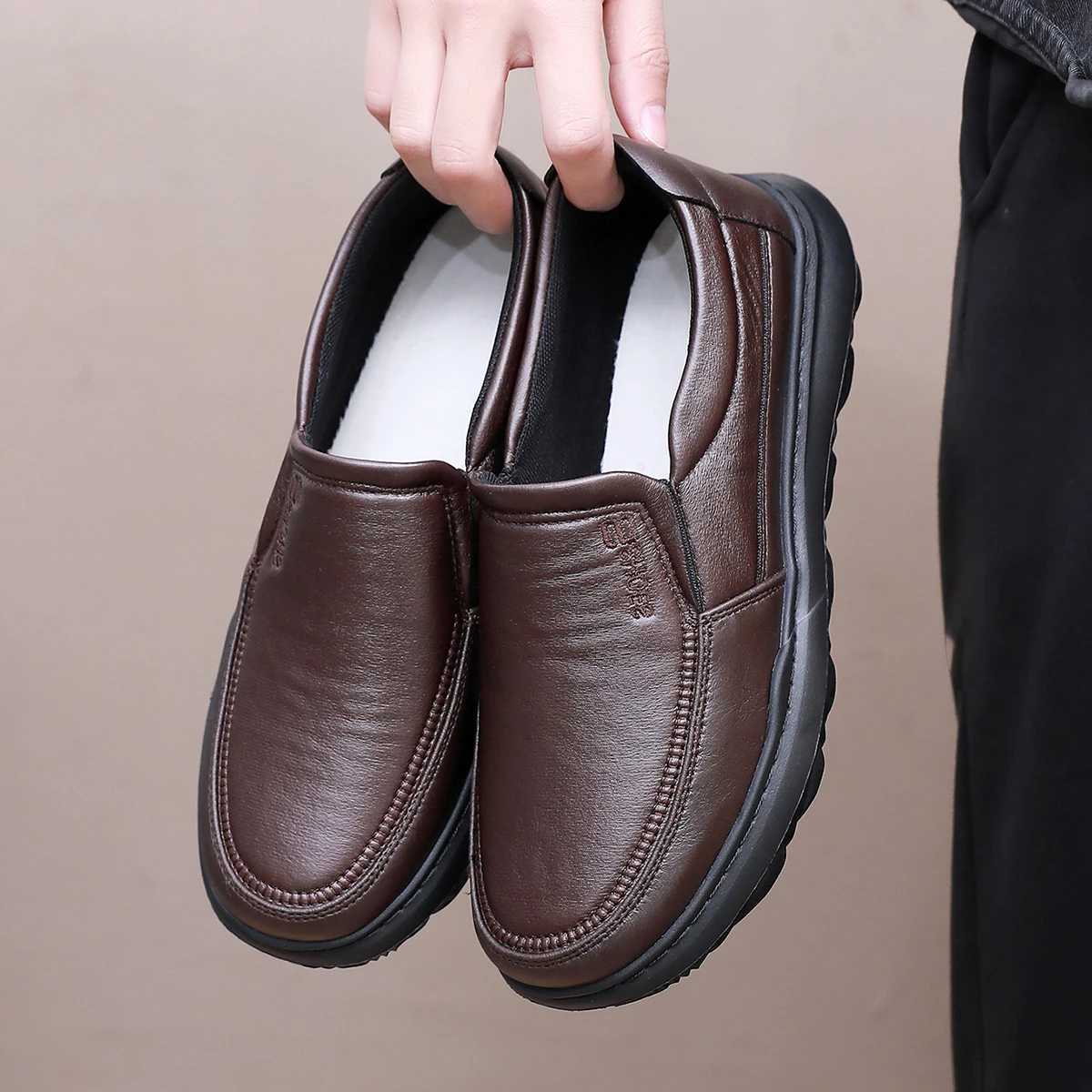 Mens casual shoes comfortable walking shoes simple and durable formal shoes e foot loafer mens shoes sneakers XJ250614