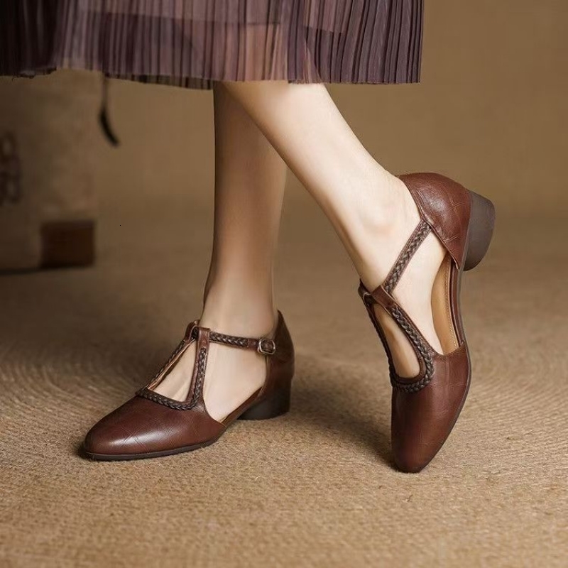 Womens Textured TStrap Flat Sandals Adjustable Ankle Buckle with Woven Detail for Casual Formal Occasions 250605