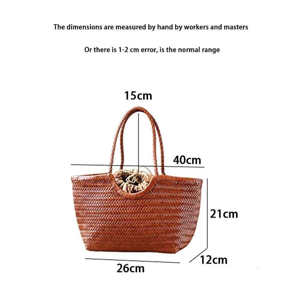 Women's HandleBags 2025 New Summer Seaside Beach Vacation Weaving Casual Leather Shopping Bag Vintage Women Big Tote