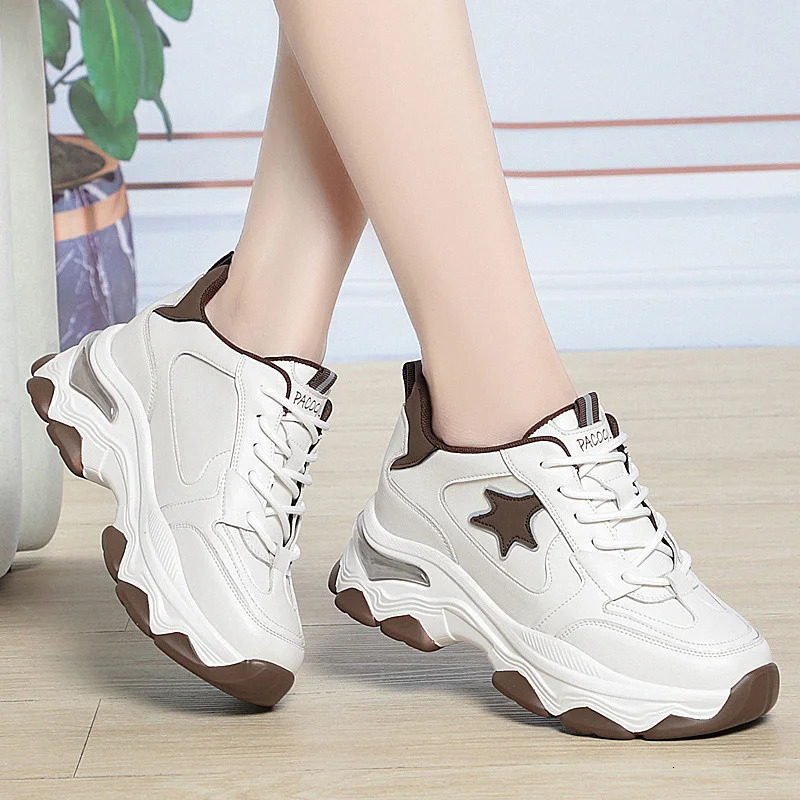 Leisure Retro Breathable Platform Sneakers Women Summer Fashionable Versatile Round Toe Soft Sole Causal Shoes 250610