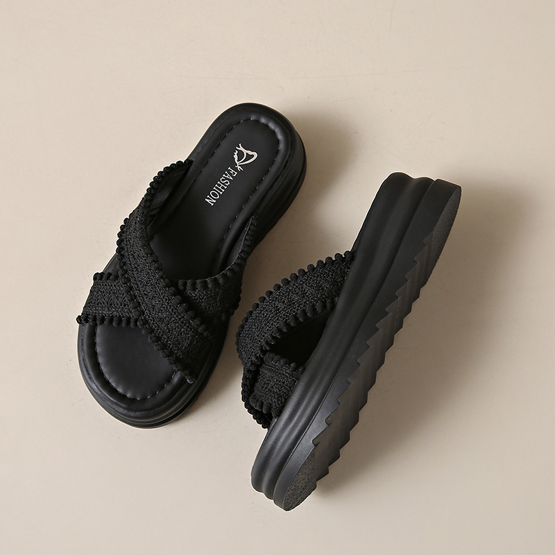 Ddmyoutdoor Thick Soled Height Increasing Outdoor Slip On For Women Summer New Non Breathable Cross Fashion Beach Sandals Outdoor Shoes