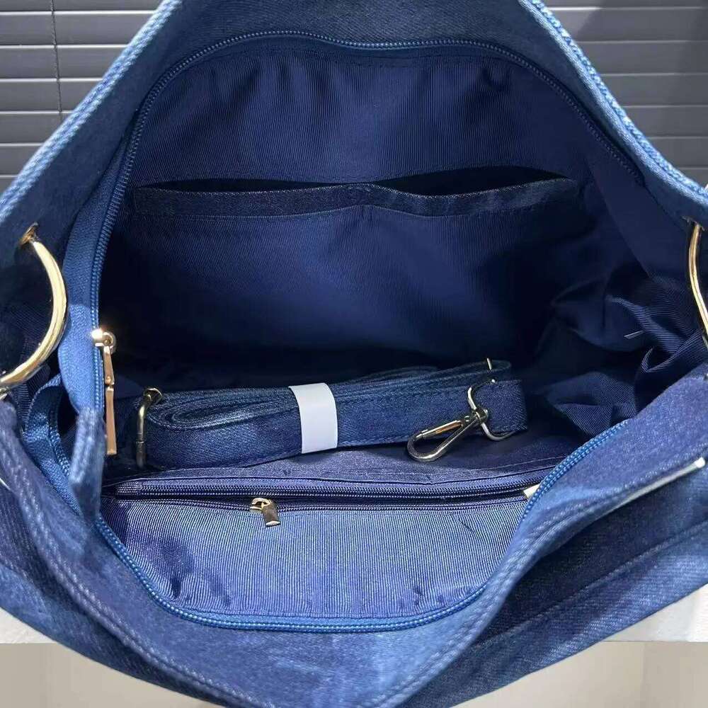 Ladies' Fashion Gradient Wash Damaged Handbag Large Capacity Splicing Dia Jewelry Tote Bag