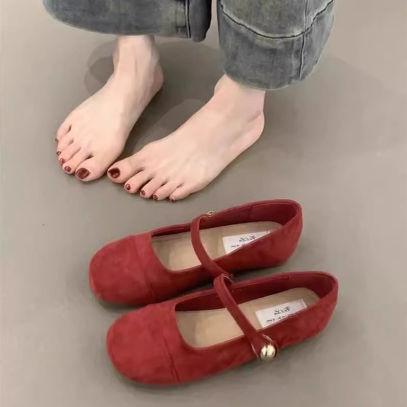 Ddmyoutdoor French Style Shallow Mouth Red Single Spring New Gentle Fairy Suede Mary Jane Flat Shoes For Women Outdoor Shoes