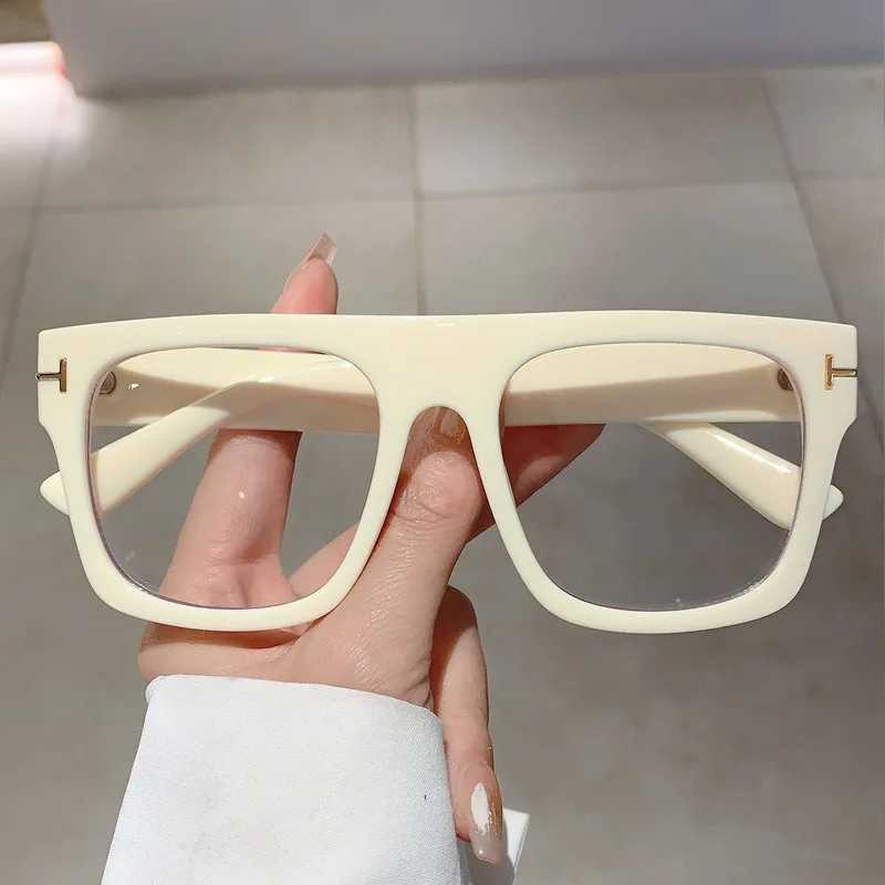 Simple Retro Thick Frame Square Anti-Blue Light Flat Glasses Trendy Unique Glasses Frame Z250614