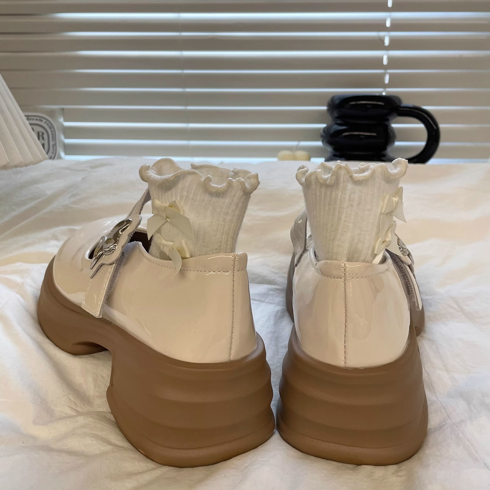 Ddmysports White Pearl Small Leather For Women Summer Shallow Mouth Versatile College Style Thick Sole Round Toe JK Mary Jane Shoes Outdoor Shoes