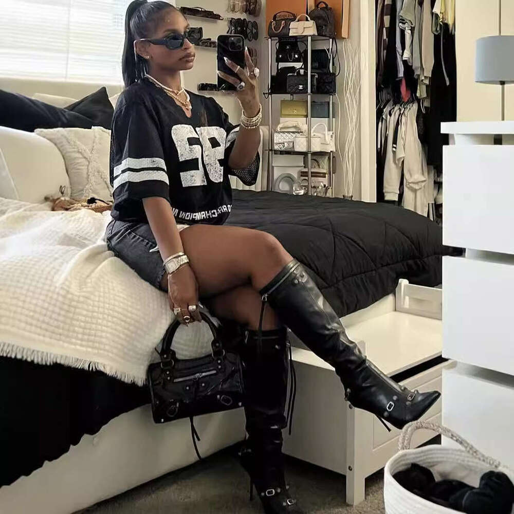 Summer New Loose Casual Street Style Girl Lace Patchwork V-Neck Short Sleeve Fashion T-Shirt B5