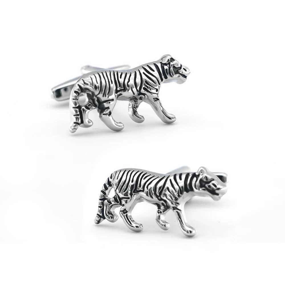 Mens Tiger Cufflinks Vintage Black Color Classic Animal Design Quality Copper Cufflinks Wholesale Retail XJ250614
