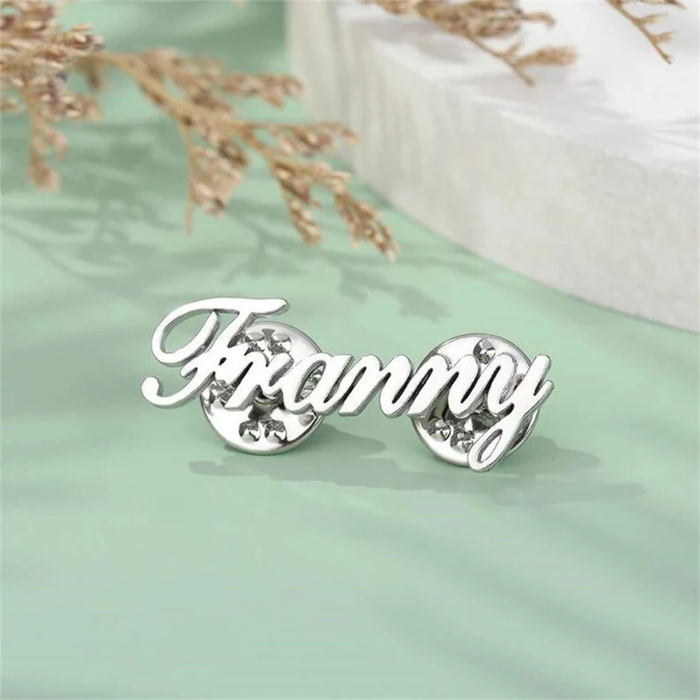 Custom Name Brooch for Women Men Personalized Stainless Steel Customized Pins Nameplate Brooch Women Wedding Jewelry Gift 250610