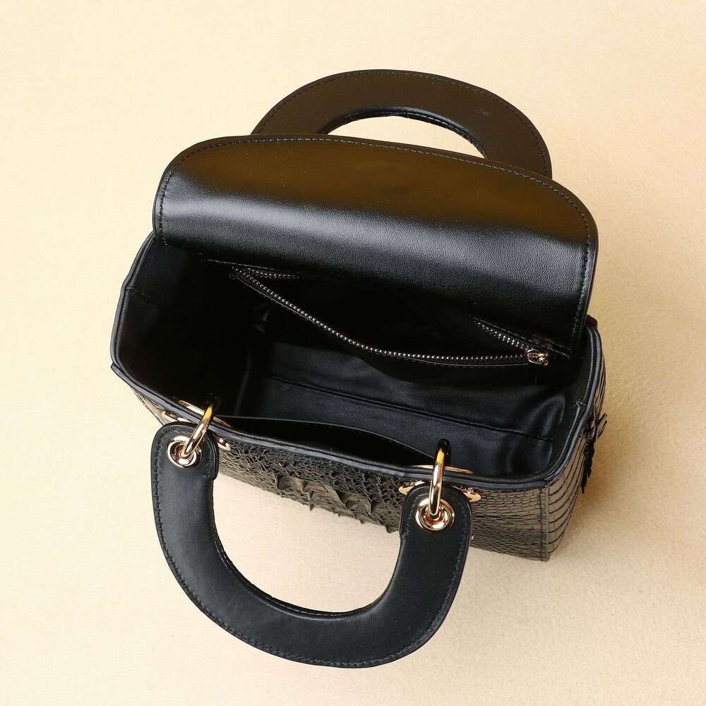 Fine Pattern Crocodile Bone Classic Princess Diana 20inch Handheld Shoulder Crossbody Women's Bag Fashion Small Backpack Trend