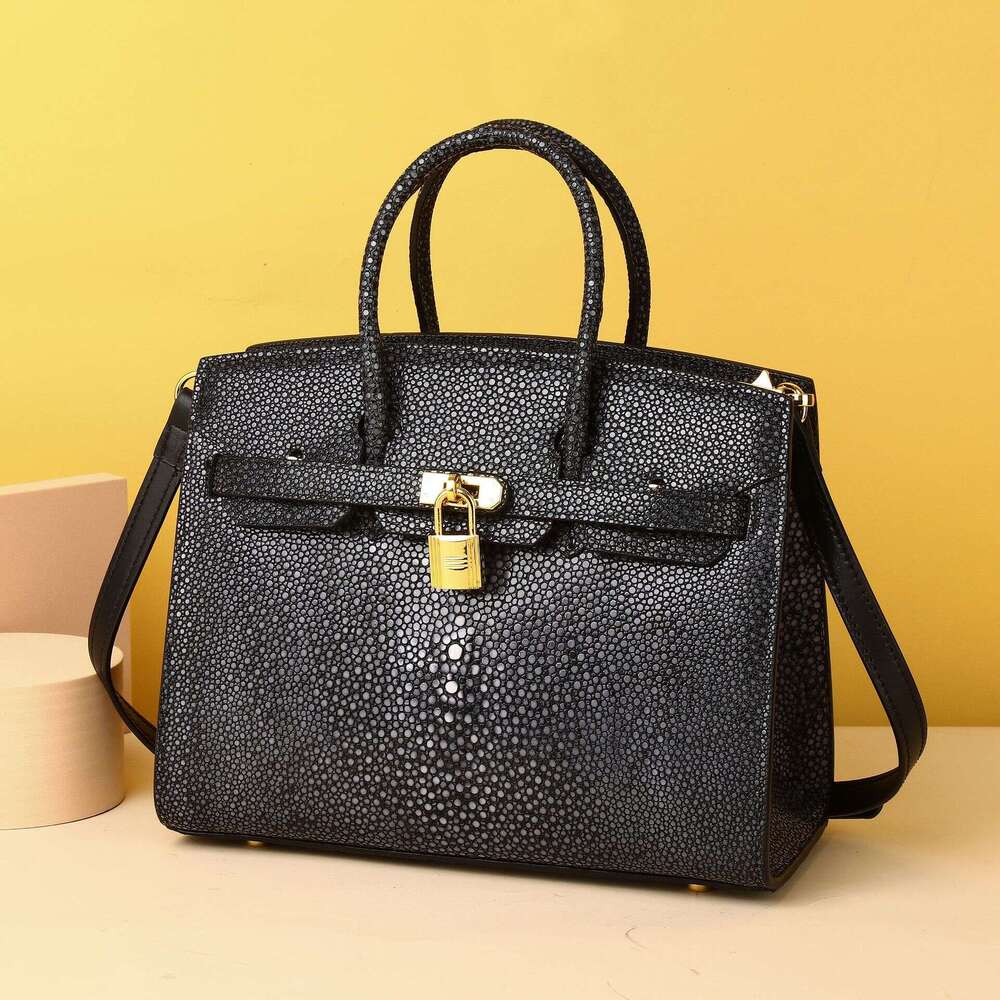 Pearl New Fish Smooth Pattern Single Shoulder Crossbody Fashion Classic Women's High-end Bag