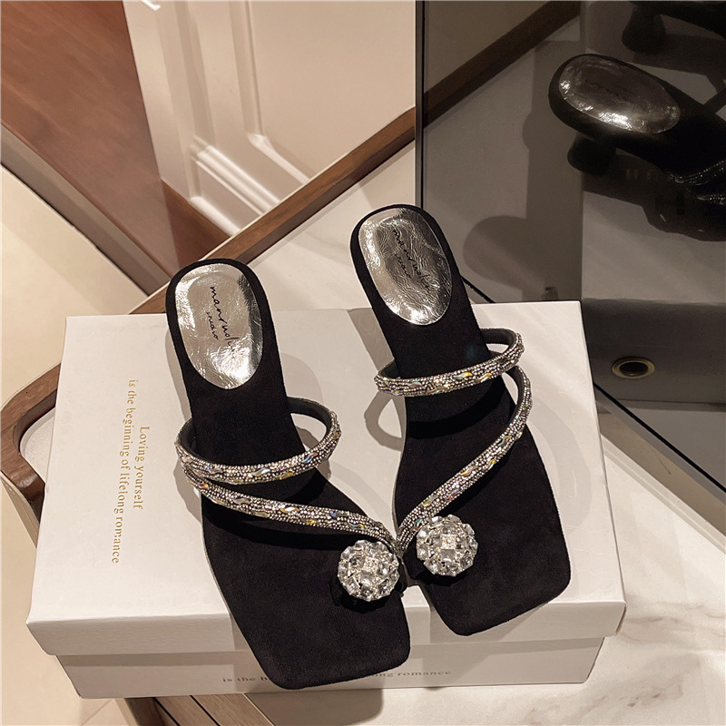 Ddmyoutdoor French Fairy Style Rhinestone Toe Ring Sandals For Women Summer Outdoor Silver Soft Sole New Vacation Beach Slippers Outdoor Shoes