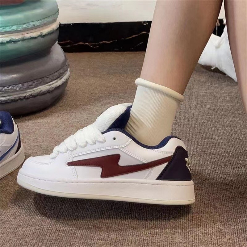 Ddmysports National Trend White Blue Red Mandarin Duck Lightning Letter Sole Bread Women Ins Versatile Sneakers Design Sense Casual Shoes Outdoor Shoe