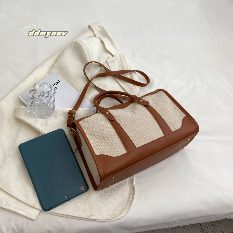 Short Trip Travel Large Capacity Trendy Shoulder 2024 New Fashionable Handheld Crossbody Bag for Commuting and Outings ddmynov