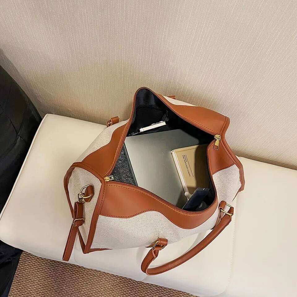 Travel Storage Hand Bag Vintage Fiess Lage Shoulder Crossbody Bags For Women Large Nylon PU Leather Bag 2025 Handbags