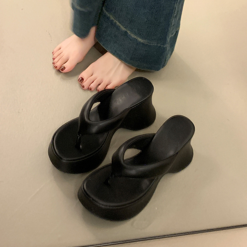 Ddmyoutdoor Thick Flip Flops For Women Summer Ins Trendy Internet Celebrity Same Style Squishy Flat Soft Sole Toe Post Sandals Outdoor Shoes