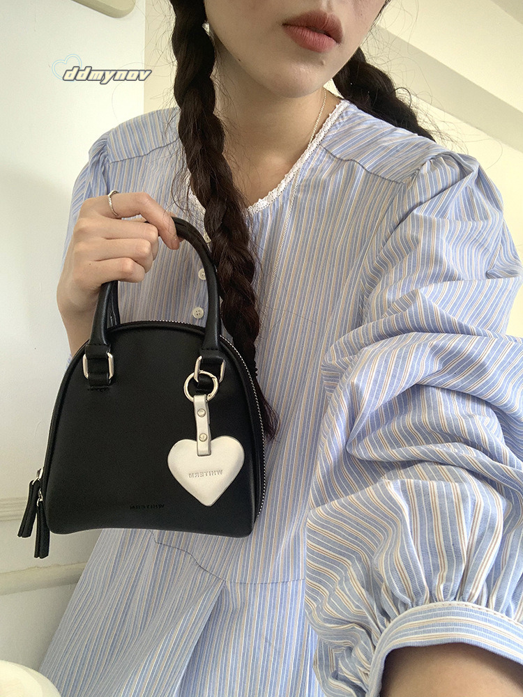 Rourou Chen Whiterm Korean Niche Design Women's New Cute Handheld Shell Single Shoulder Crossbody Small Bag ddmynov
