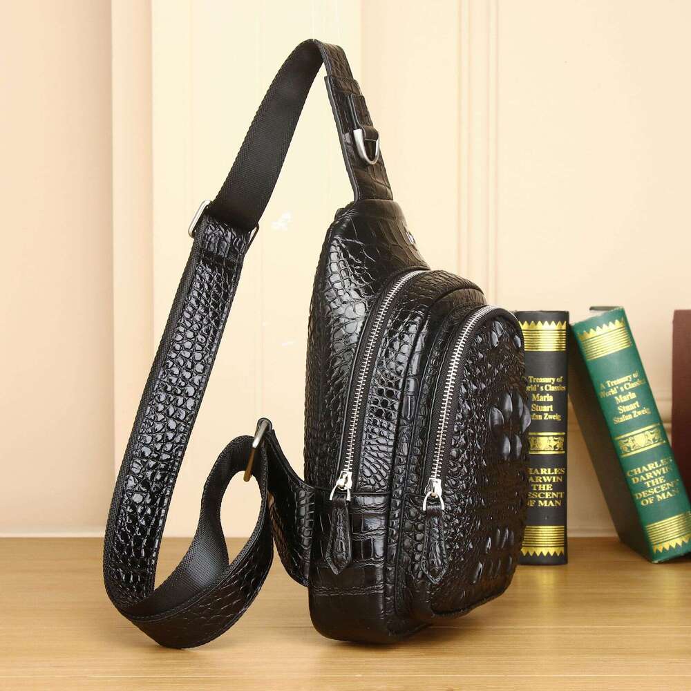 Pattern New for Crocodile Men, High-End Front Chest Single Shoulder Crossbody Bag, Casual Outdoor Large Capacity Men's Bag Men, ,