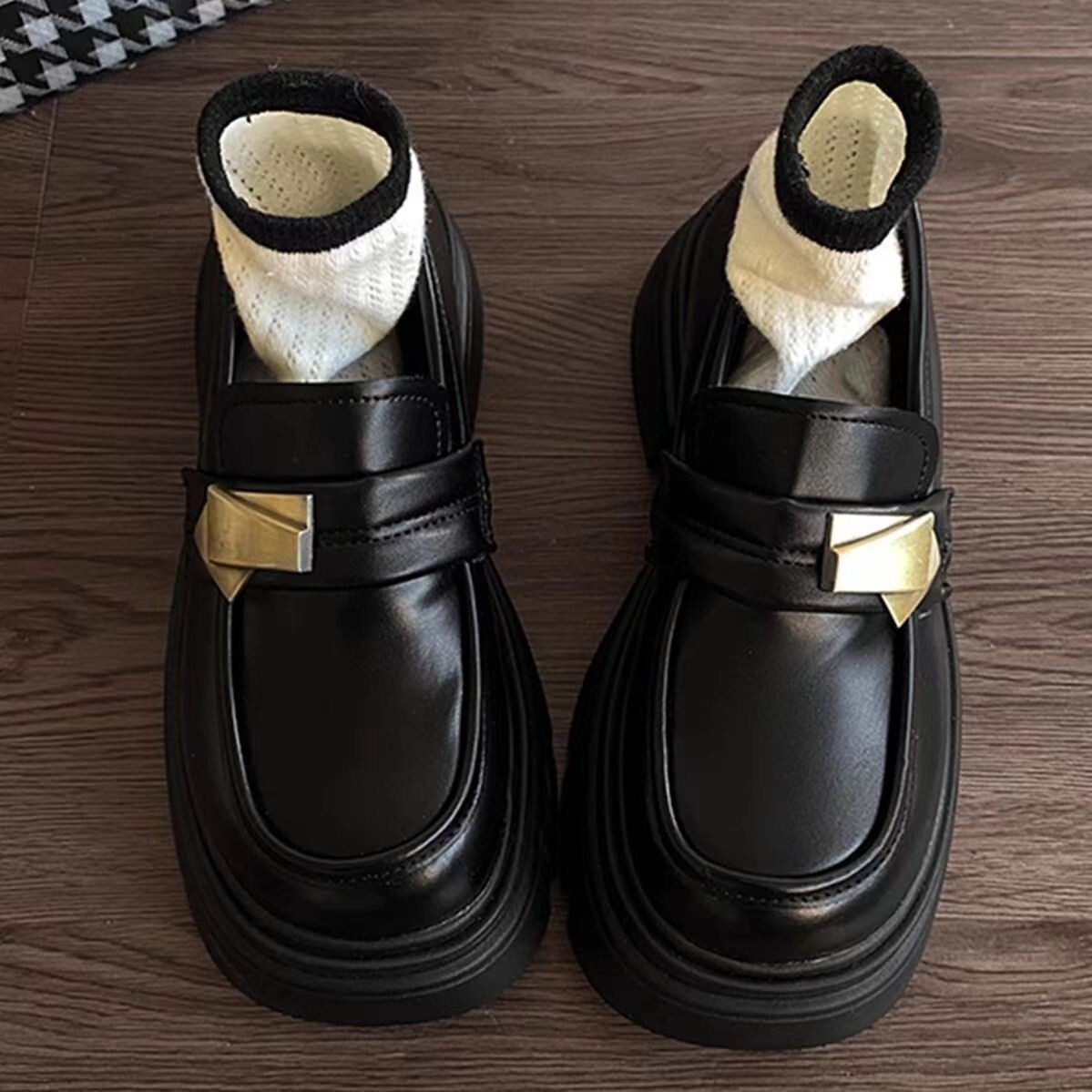 Ddmyoutdoor Thick Sole British Style Loafers For Women With Skirts Spring New JK Versatile Height Increasing Leather Shoes Outdoor Shoes