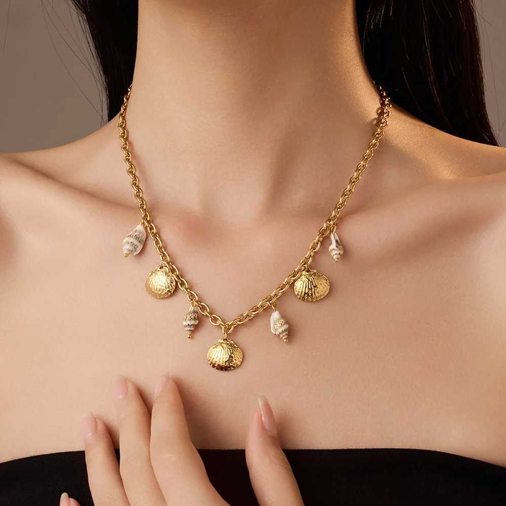 Seakissky Fashion Ocean Style Multi-Pendant Shell Necklace Womens Personality Charm Stainless Steel Gold Plated Jewelry Gifts Z250614
